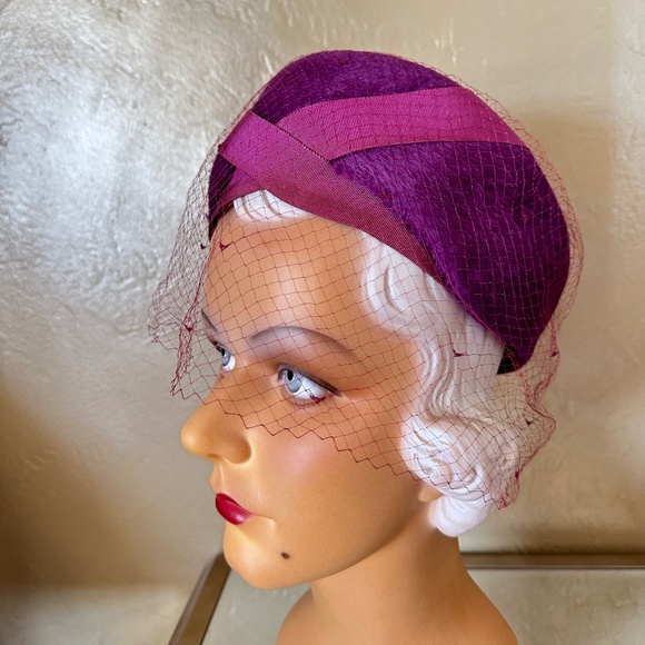STUPENDOUS 1940s\' PURPLE FURRY FELT TAM WITH MATCHING VEIL main image 6
